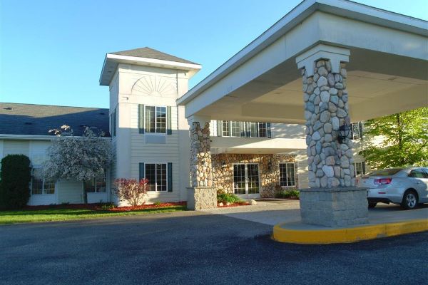 AMERICAN INN AND SUITES (Nellsville)